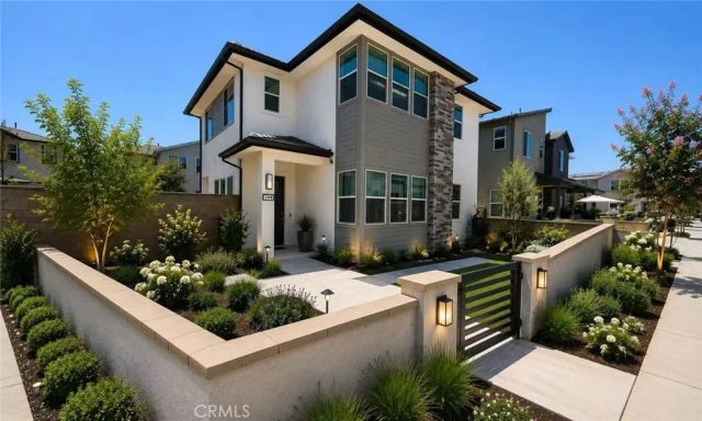 144 Scoville, Irvine, CA 92618
