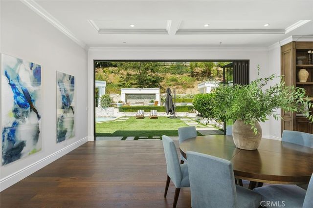 4 Inverness Lane, Newport Beach, CA 92660