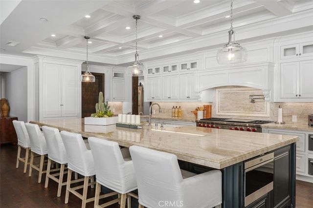 4 Inverness Lane, Newport Beach, CA 92660