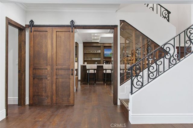 4 Inverness Lane, Newport Beach, CA 92660