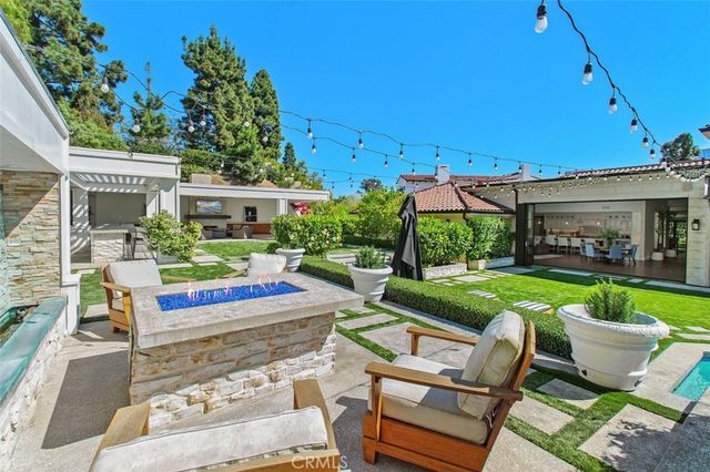 4 Inverness Lane, Newport Beach, CA 92660