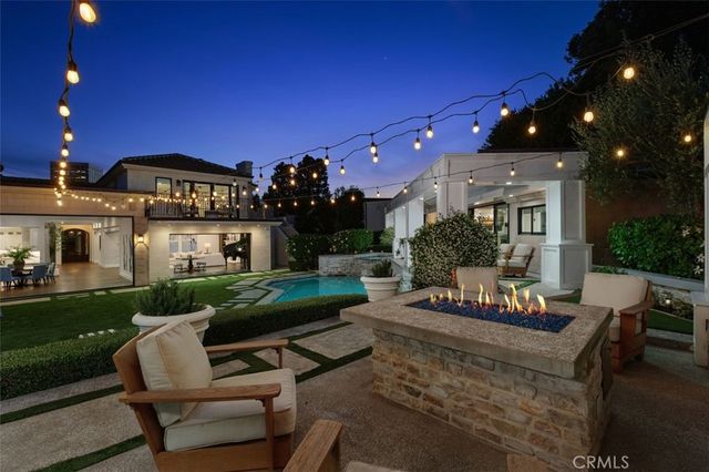 4 Inverness Lane, Newport Beach, CA 92660