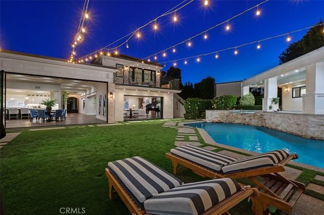 4 Inverness Lane, Newport Beach, CA 92660