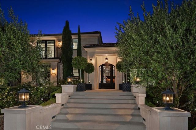 4 Inverness Lane, Newport Beach, CA 92660