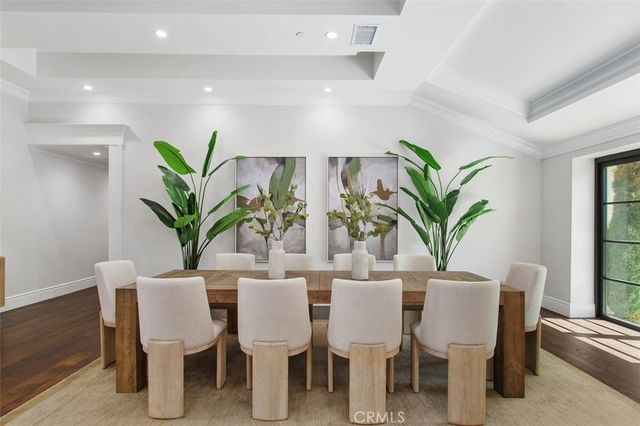 4 Inverness Lane, Newport Beach, CA 92660