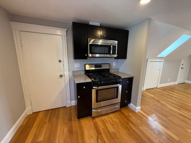 10 Tolman St 3, Boston, MA 02122