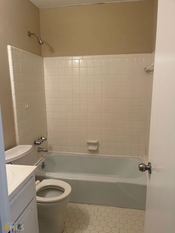 808 S Nottingham Road, Jonesboro, GA 30236
