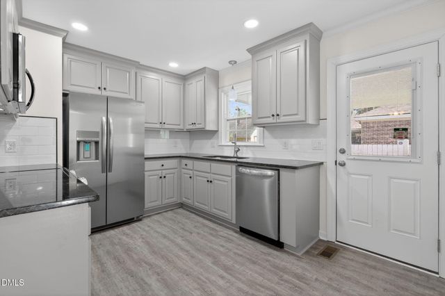 1204 Queen Anne NW Road, Wilson, NC 27896