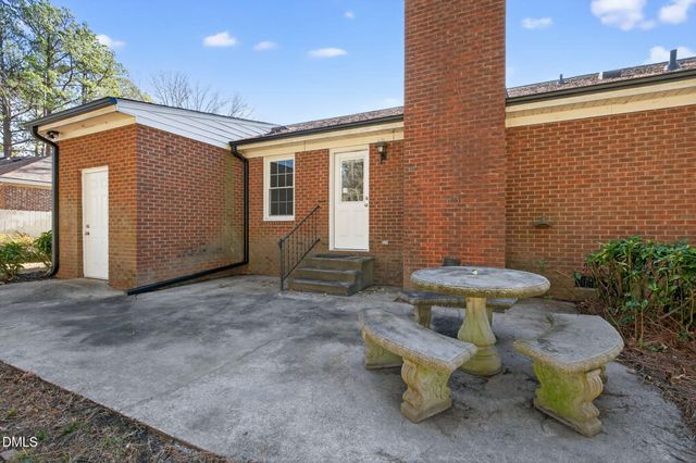 1204 Queen Anne NW Road, Wilson, NC 27896