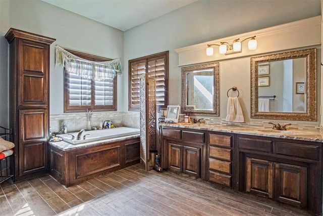 20897 Highlander Ridge Drive, Edmond, OK 73012