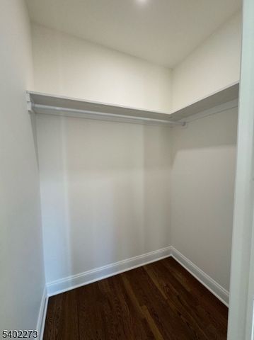 84 Grove St, Somerville Boro, NJ 08876