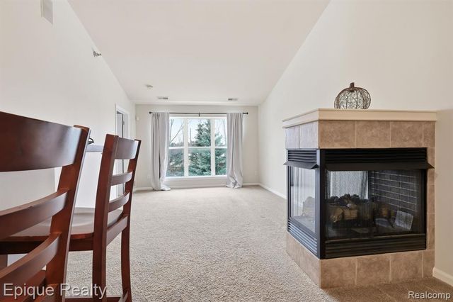 3212 Paradise Trail, Oxford, MI 48371