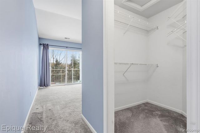 3212 Paradise Trail, Oxford, MI 48371