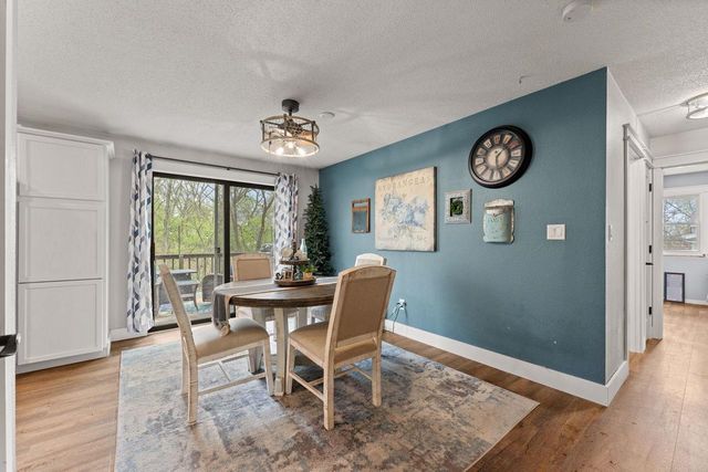 1720 Algonquin Drive, Baraboo, WI 53913