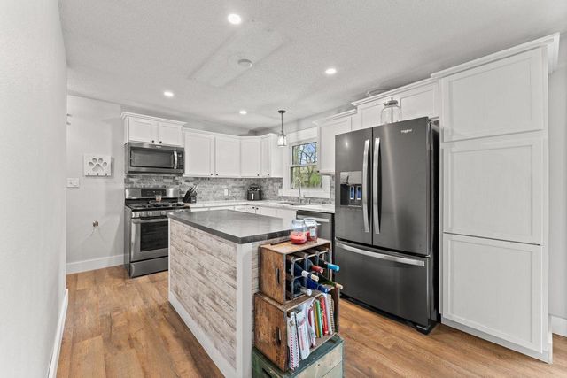 1720 Algonquin Drive, Baraboo, WI 53913