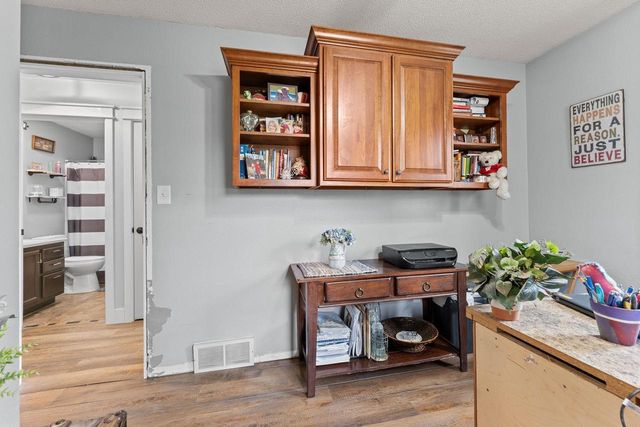 1720 Algonquin Drive, Baraboo, WI 53913