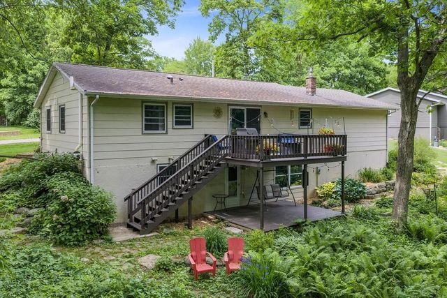 1720 Algonquin Drive, Baraboo, WI 53913