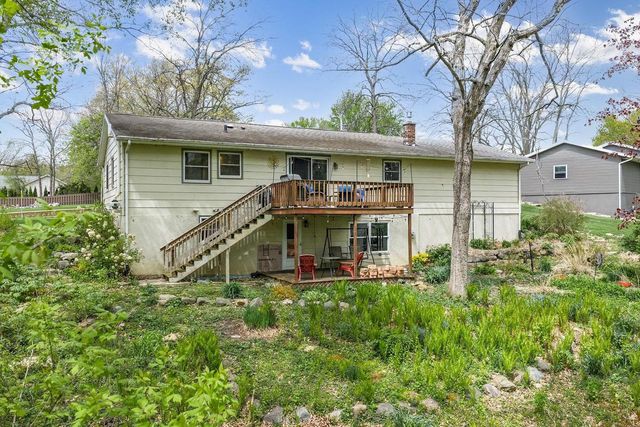 1720 Algonquin Drive, Baraboo, WI 53913
