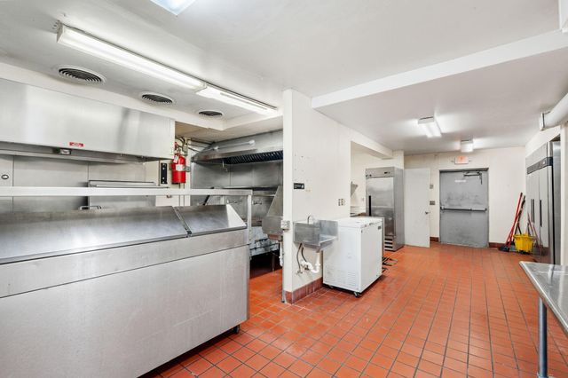 5554 34th Avenue S, Minneapolis, MN 55417