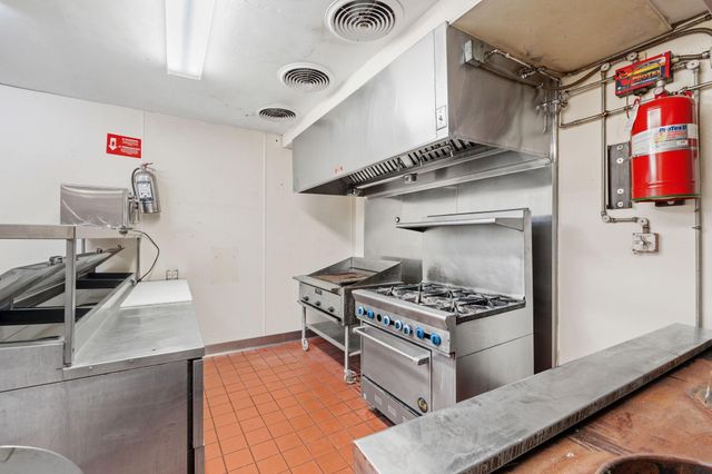 5554 34th Avenue S, Minneapolis, MN 55417