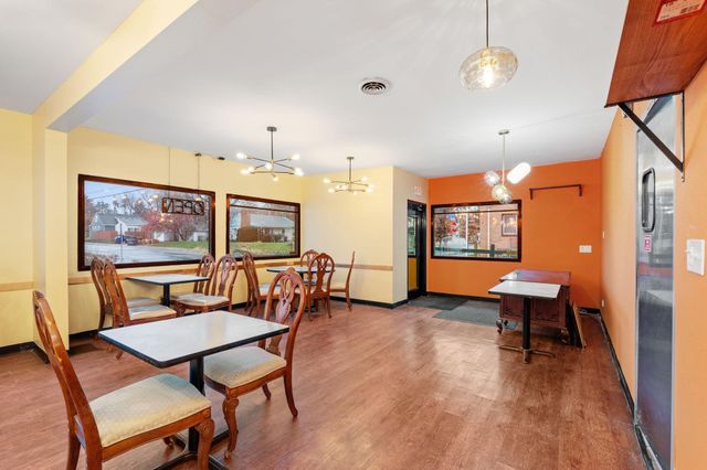 5554 34th Avenue S, Minneapolis, MN 55417