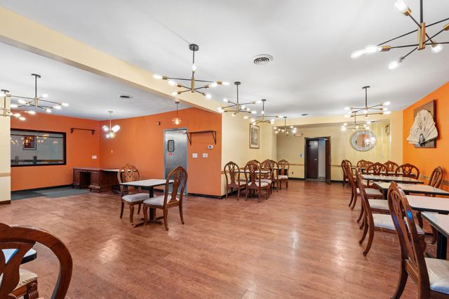 5554 34th Avenue S, Minneapolis, MN 55417