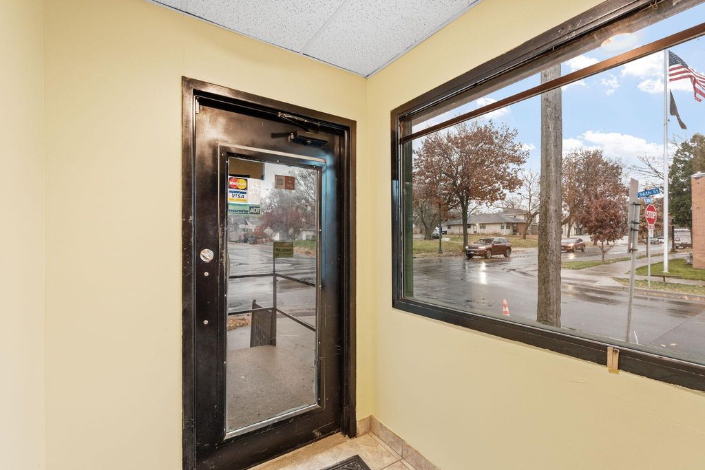5554 34th Avenue S, Minneapolis, MN 55417 — photo 4
