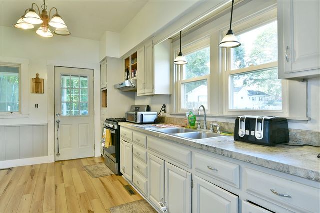 27 Morgan St, Greenville Boro, PA 16125