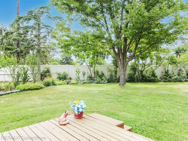 2161 Alanson Street, Westland, MI 48186