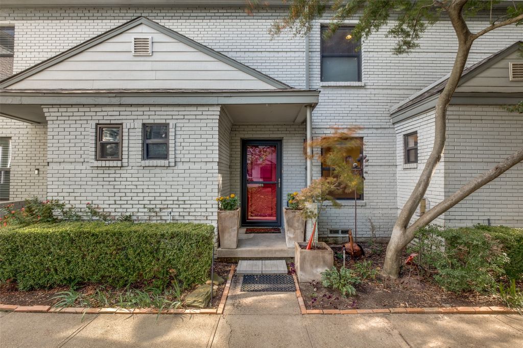 4932 N Hall Street 4932, Dallas, TX 75235