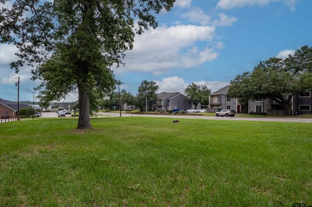 617 Rice Rd, Tyler, TX 75703