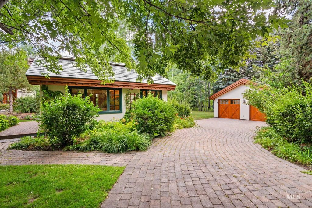 7 Rose Ct, Sun Valley, ID 83353 photo 11