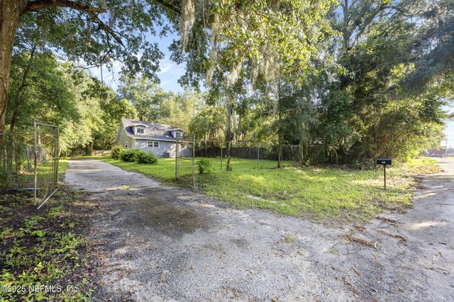 2435 S PINE ESTATES Road, Jacksonville, FL 32218