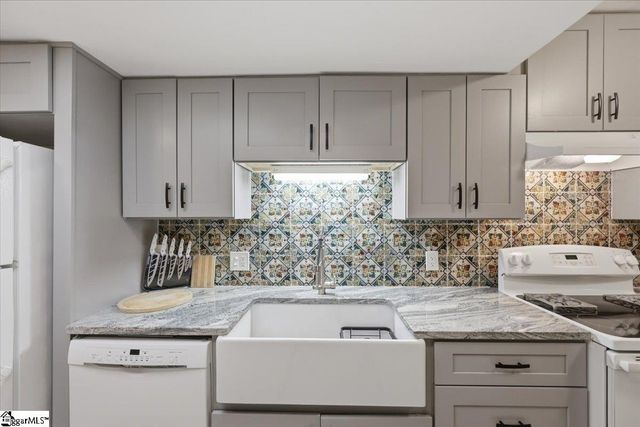 3706 E North St Apt I4 Unit 4, Greenville, SC 29615