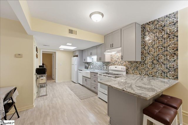 3706 E North St Apt I4 Unit 4, Greenville, SC 29615