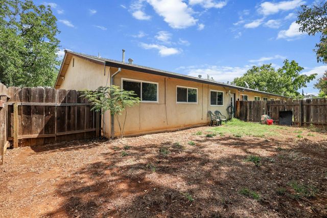 2780 Heather Lane, Redding, CA 96002