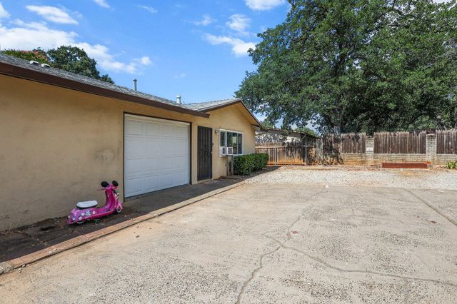 2780 Heather Lane, Redding, CA 96002