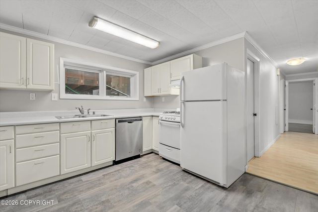 3740 Winterset Drive, Anchorage, AK 99508