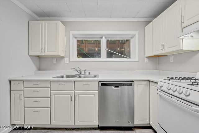 3740 Winterset Drive, Anchorage, AK 99508