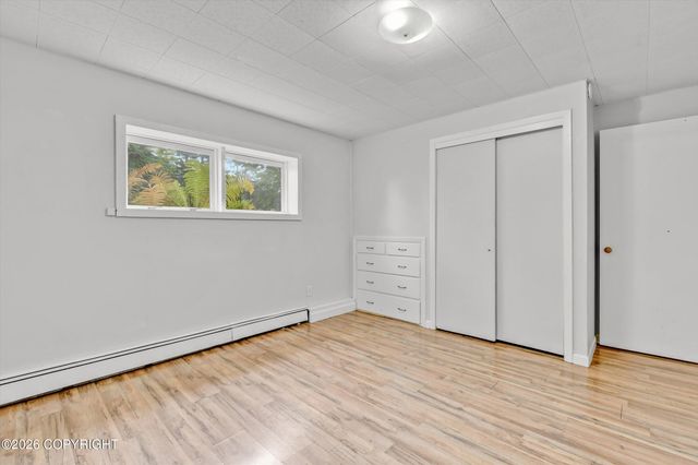 3740 Winterset Drive, Anchorage, AK 99508