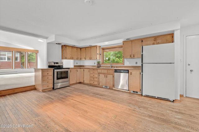 3740 Winterset Drive, Anchorage, AK 99508