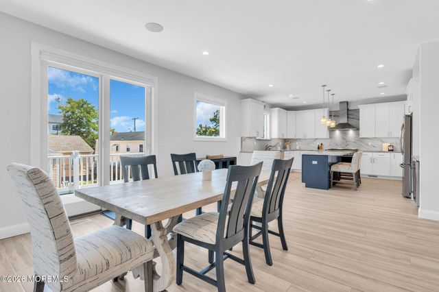 104 Cedar Berry Lane, Toms River, NJ 08753