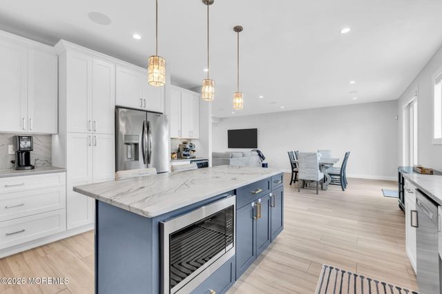 104 Cedar Berry Lane, Toms River, NJ 08753