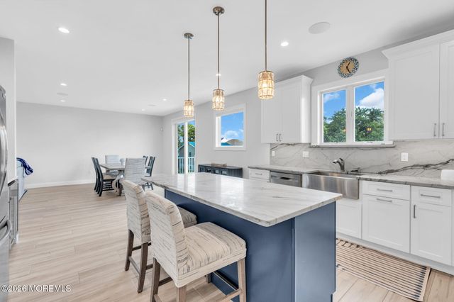104 Cedar Berry Lane, Toms River, NJ 08753
