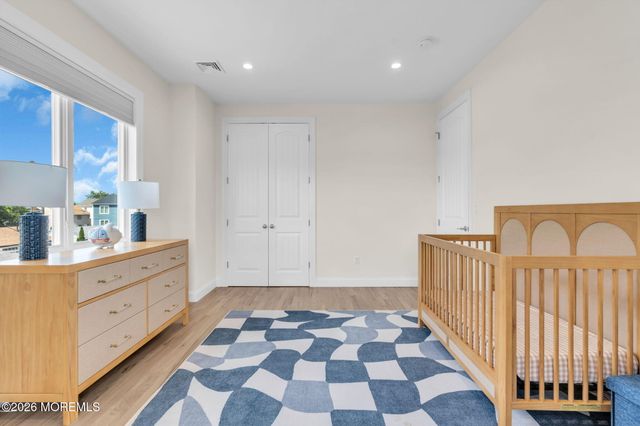 104 Cedar Berry Lane, Toms River, NJ 08753