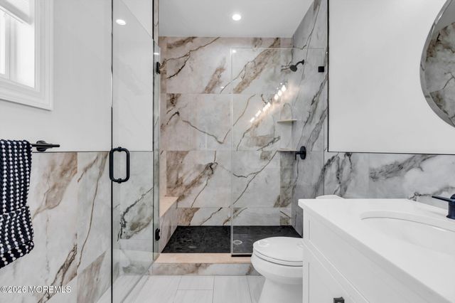 104 Cedar Berry Lane, Toms River, NJ 08753