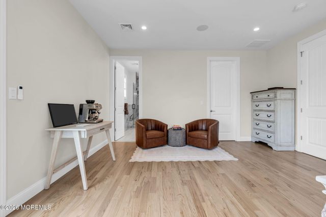 104 Cedar Berry Lane, Toms River, NJ 08753