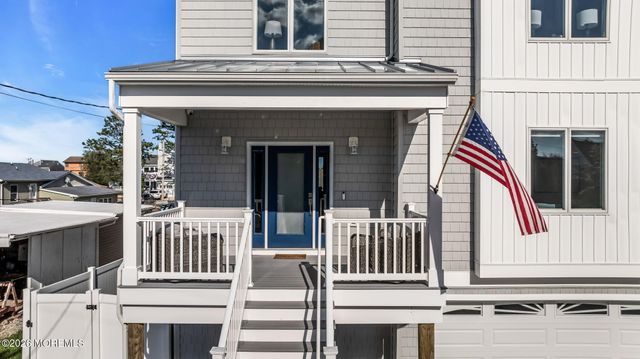 104 Cedar Berry Lane, Toms River, NJ 08753