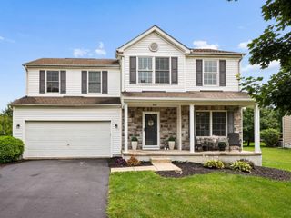 321 Amber Light Circle, Delaware, OH 43015