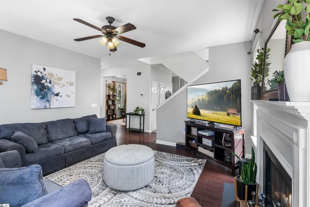 104 Golden Crest Court, Mauldin, SC 29662